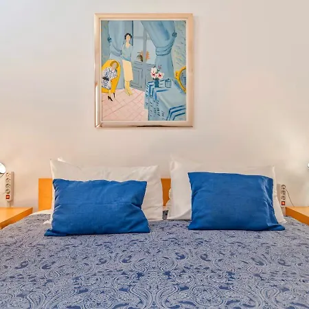 Casa Eden Tías